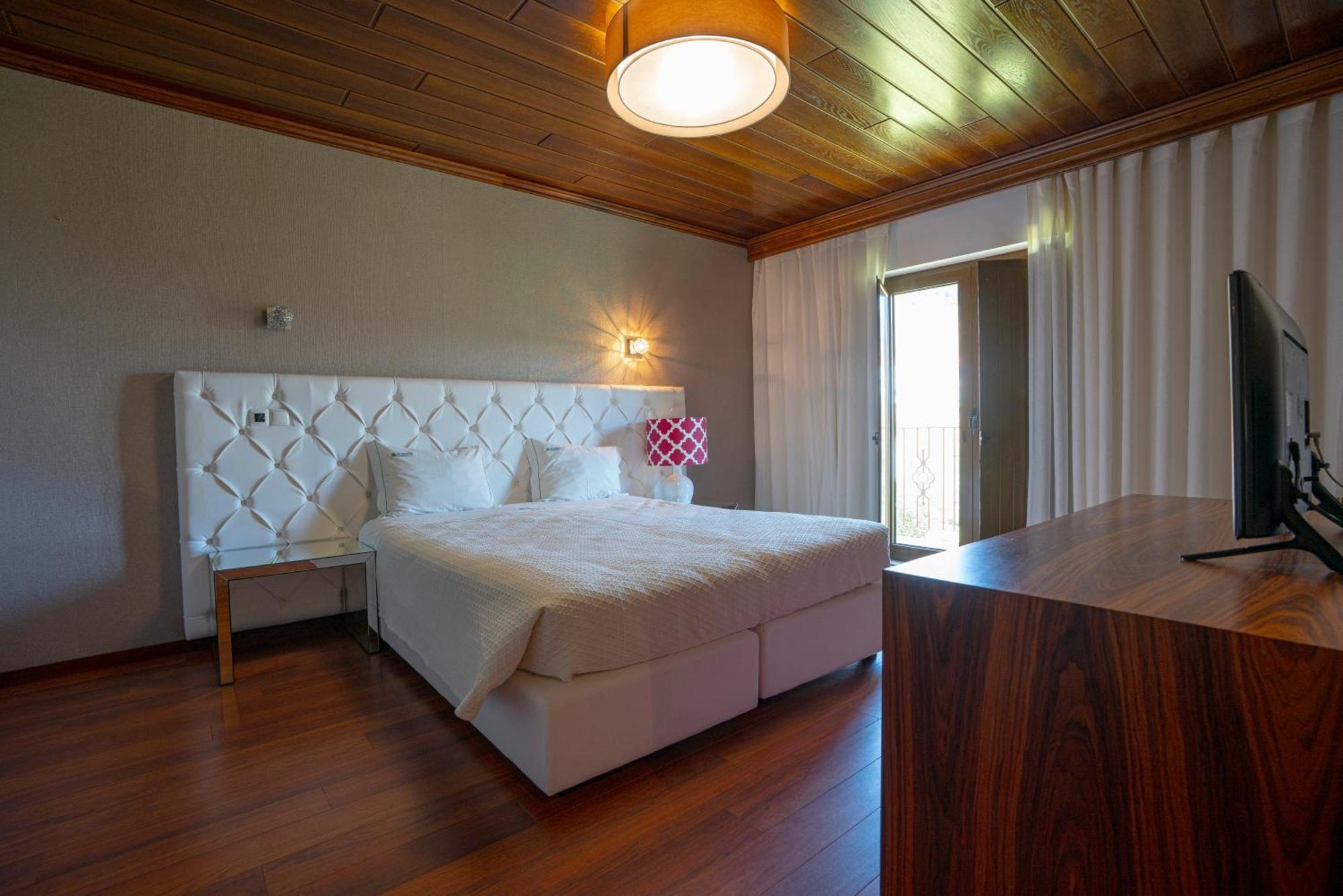 Valonquinta - Agro Hotel & Spa ヴィーラ・フロール エクステリア 写真