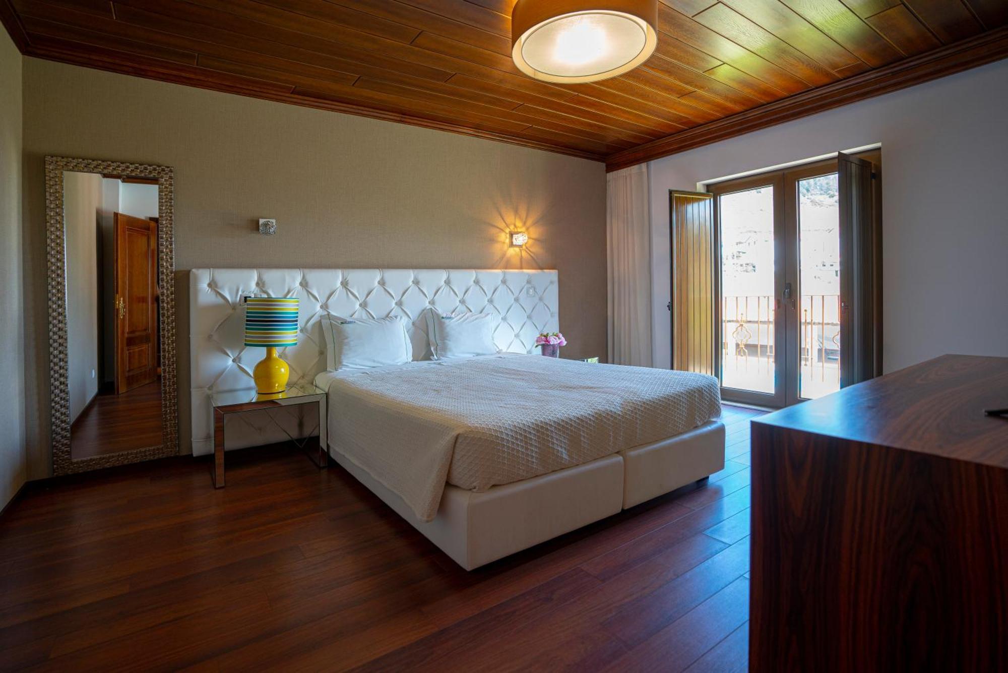 Valonquinta - Agro Hotel & Spa ヴィーラ・フロール エクステリア 写真