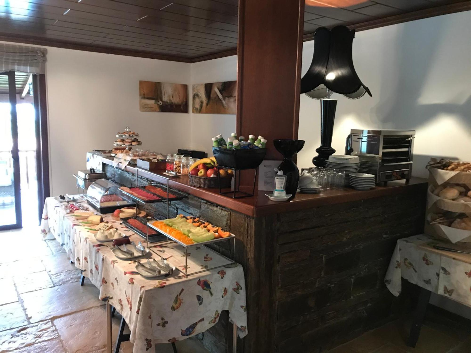 Valonquinta - Agro Hotel & Spa ヴィーラ・フロール エクステリア 写真