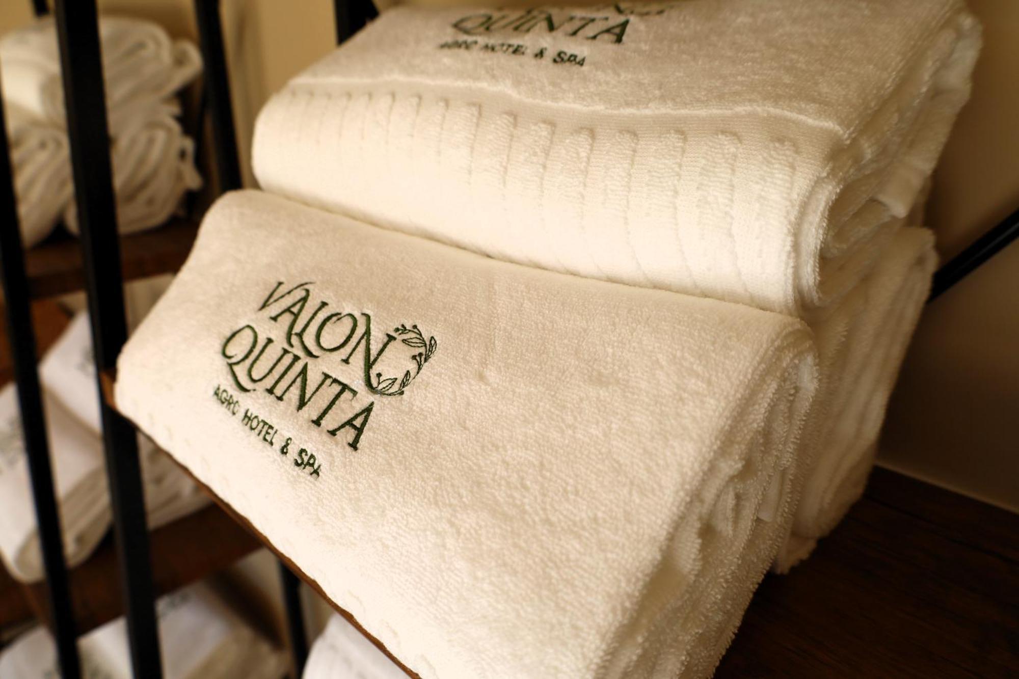 Valonquinta - Agro Hotel & Spa ヴィーラ・フロール エクステリア 写真