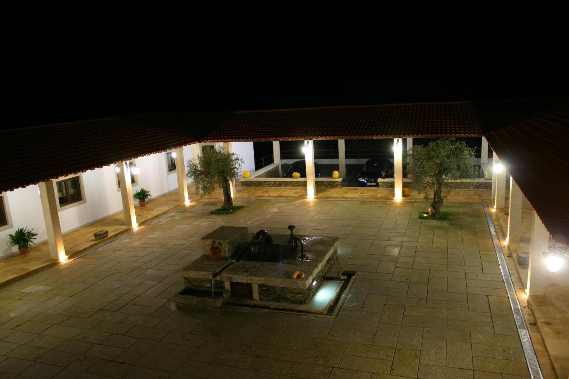Valonquinta - Agro Hotel & Spa ヴィーラ・フロール エクステリア 写真